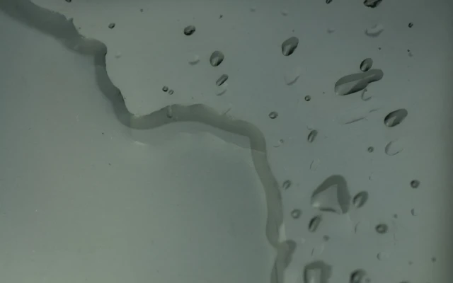 Intelligent sun shading glass
