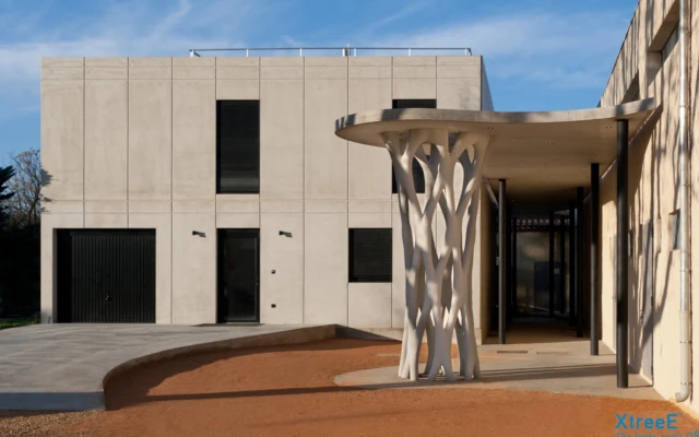 Complex concrete column made using 3D printed formwork