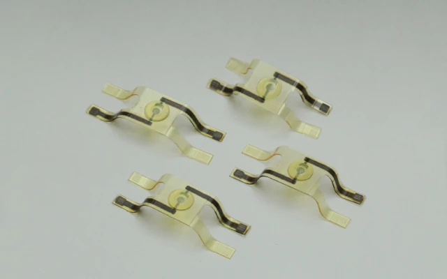 3D printed structure self-folds without outside stimuli