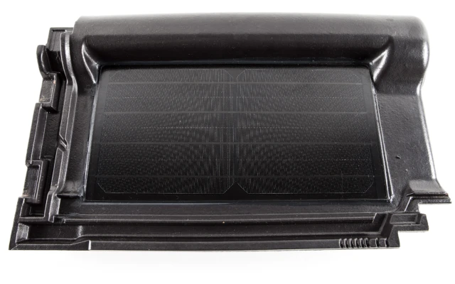 Solar cell roof tiles