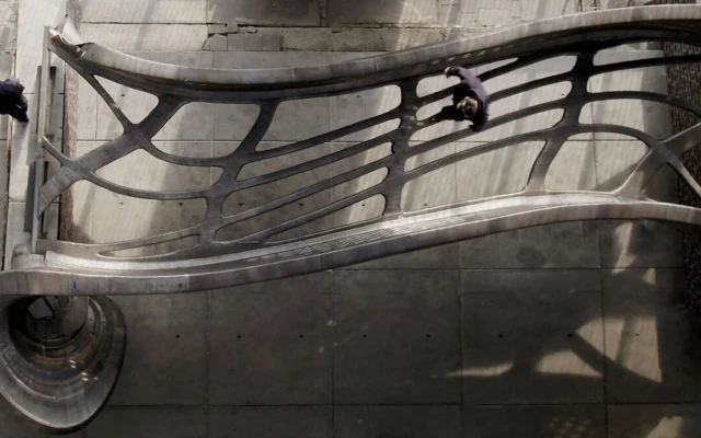 Stainless steel bridge is 3D printed in 6 months