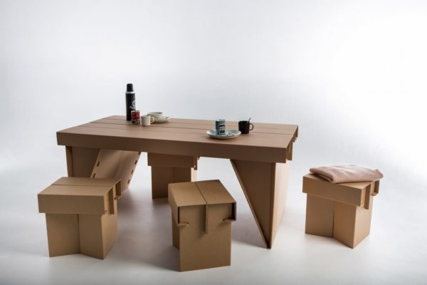 Constructing furniture and tents with cardboard 9