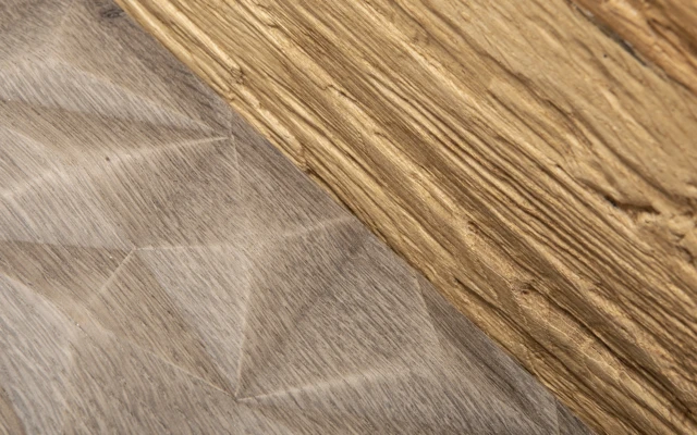 Holz in Form relief panel