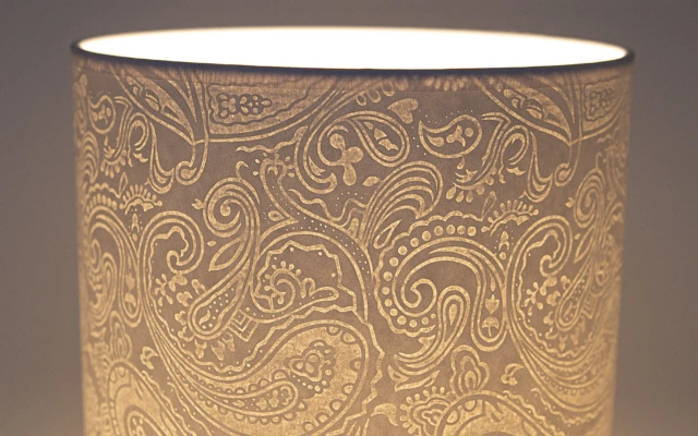 Intaglio embossed lampshade material