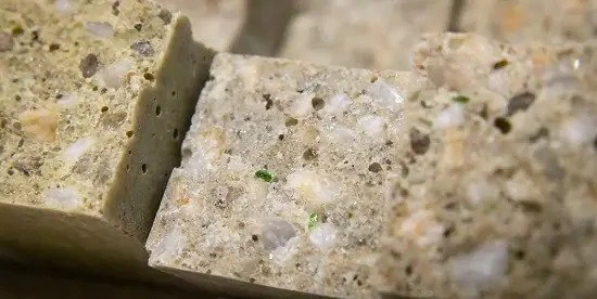 Recycling old glass into better concrete
