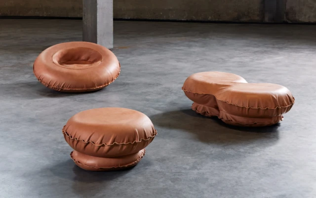 Inflatable leather furniture