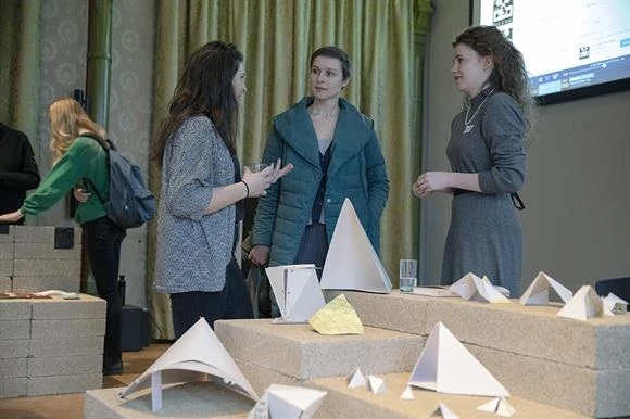 Examples of Dutch sustainable material design