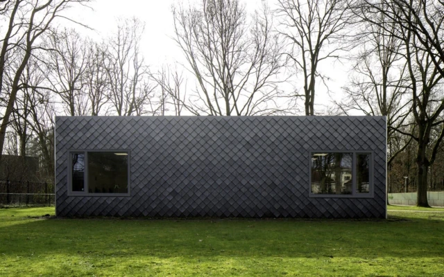 Façade cladding made of 100 per cent recycled plastic