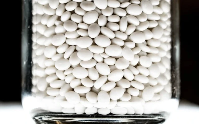 Turning food waste into biodegradable plastics