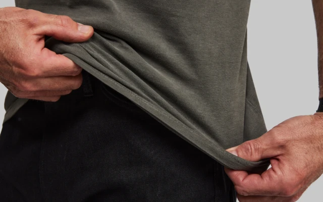 The world’s first T-shirt dyed with black algae