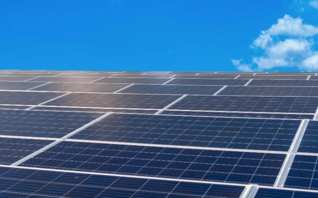 Lightweight and circular solar panels