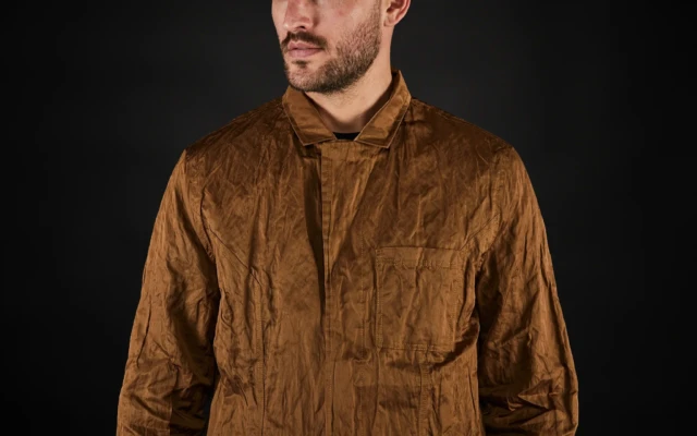 A lightweight blazer made of stainless steel