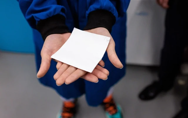 Multifunctional fabric to make urban heat islands more bearable