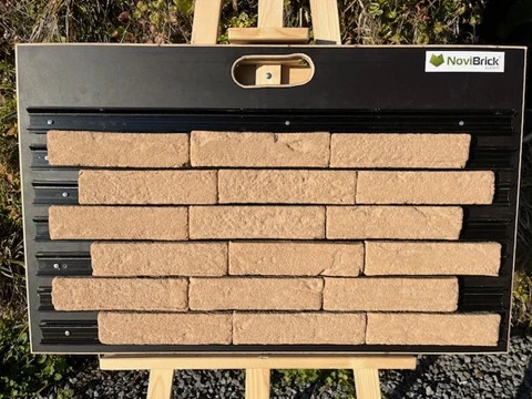 NoviBrick stone strip system