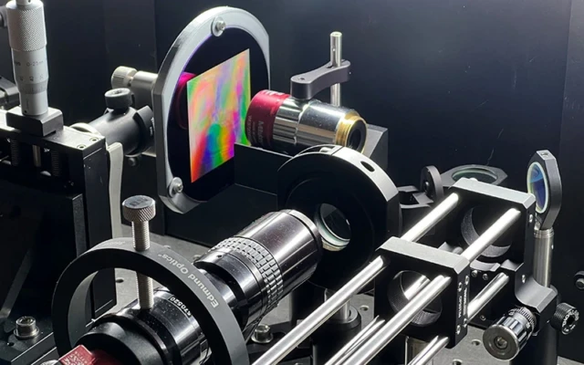 Nanotechnology unlocks ultra-light reflective materials for next-gen design applications