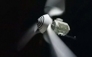 Lightweight Wind Turbines for Low-Wind Regions
