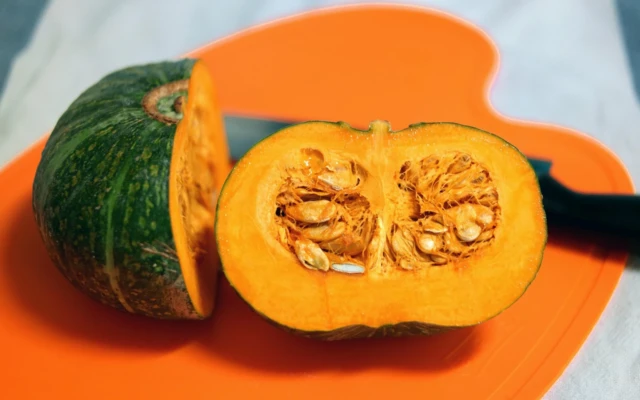 Pumpkin Peel Waste Forms Active Biodegradable Food Packaging