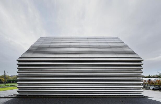 raw-aluminium-defines-gambit-office-and-warehouse-materialdistrict-11